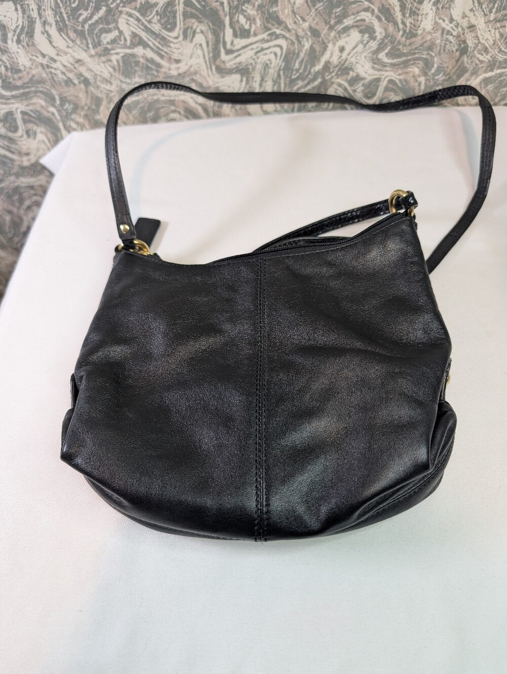 Coach Ashley Leather Swingpack Crossbody Bag - Picture 2 of 6
